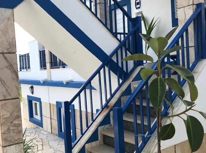 Апартаменты Villa Praia Сан-Мартинью-ду-Порту