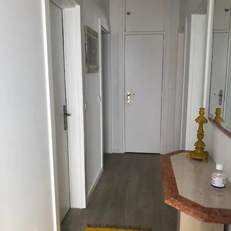 Villa Praia Апартаменты Сан-Мартинью-ду-Порту